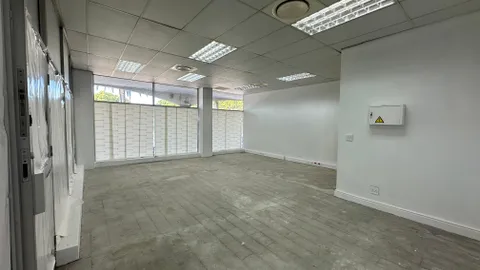 Palm Grove Shopping Centre,